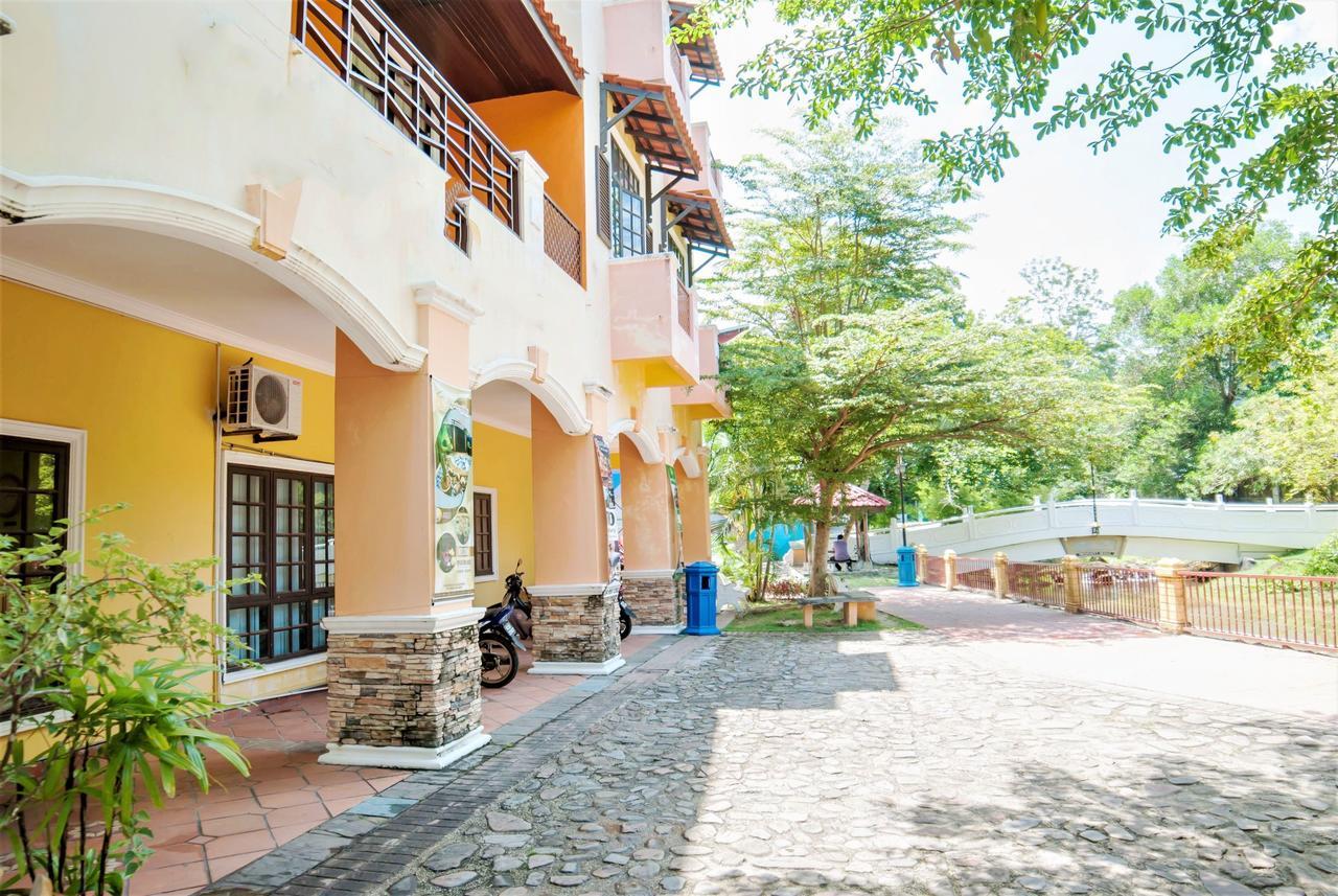 Zen Rooms Basic Pantai Kok Langkawi Exterior photo